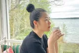 Nữ diễn viên rời Việt Nam ra nước ngoài sau ly hôn Huy Khánh: "Ngày nào 2 mẹ con cũng ôm nhau khóc"