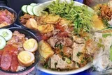 Vì sao bữa sáng ở Việt Nam đa dạng hiếm có so với nhiều quốc gia trên thế giới?