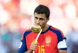 Barcelona đạt thỏa thuận mua Rodri từ Man City