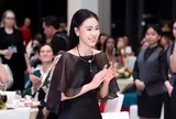 Tối 31/8, CEO Phạm Kim Dung có hành động "gây sốt"