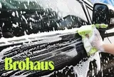 Vì sao có những ông chồng lười rửa bát nhưng sáng Chủ nhật nào cũng rửa xe?