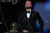Xuất sắc giành Quả bóng Vàng 2026, Harry Kane bất ngờ nhắc đến người đặc biệt suốt 7 năm qua