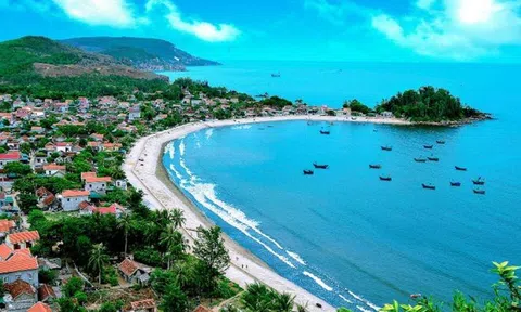 Phát hiện bãi biển ít du khách biết ở Nghệ An, người bản địa nhận xét: Nước trong xanh hơn Cửa Lò