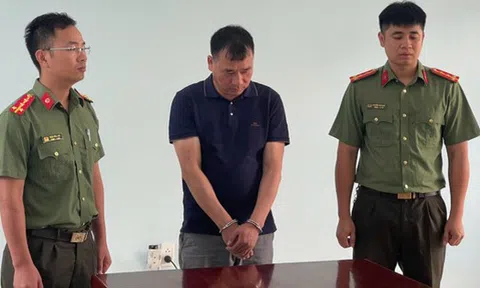Bắt giam, khám xét chỗ ở và nơi làm việc một giám đốc ở Bắc Giang