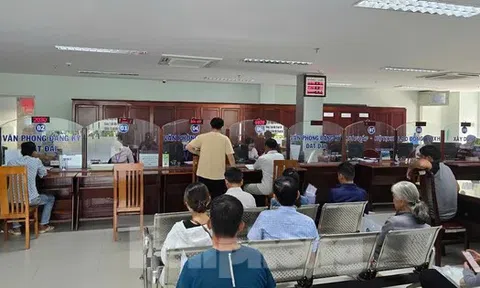 Chủ tịch Cần Thơ: 'Không vì sáp nhập mà kêu người dân phải chờ'
