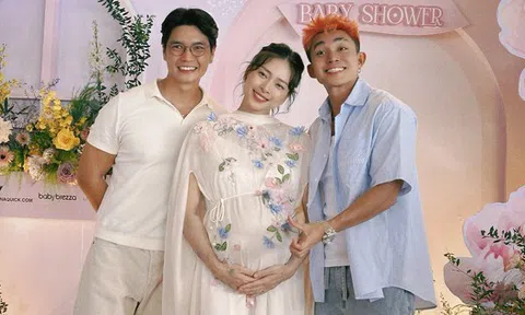 Mẹ bầu U50 Ngô Thanh Vân đẹp rạng ngời trong tiệc mừng trước ngày "vượt cạn", dân tình thắc mắc Baby Shower là gì?