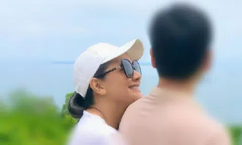 Nữ diễn viên Việt nổi tiếng công khai bạn trai ở tuổi 49 sau 3 lần đổ vỡ, một mình nuôi 3 con