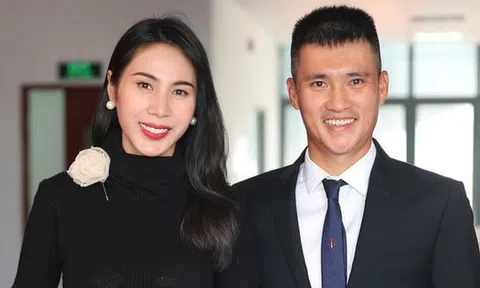 Dấu hiệu kỳ lạ của vợ chồng Thuỷ Tiên - Công Vinh