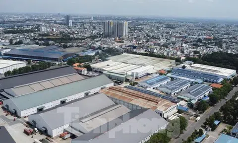 Bình Dương tạm ngưng di dời doanh nghiệp để chờ sáp nhập với TPHCM