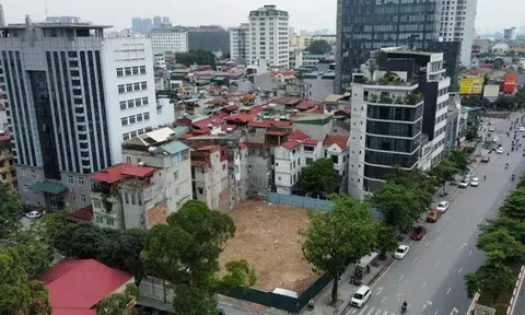 Cận cảnh khu ‘đất vàng’ tập thể cũ vừa được Hà Nội giao đất xây mới