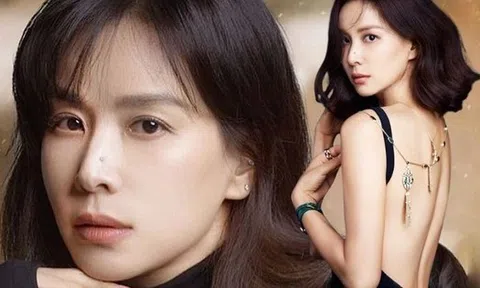 Vợ tài tử Jang Dong Gun xuất hiện với mặt mộc buổi sáng, hành động bất ngờ sau đó khiến nhiều người hiểu ra vì sao U60 cô vẫn trẻ đẹp