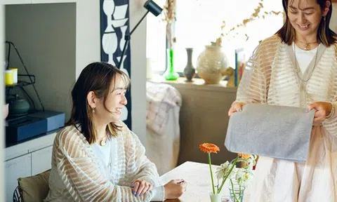 Người phụ nữ trung niên bỏ phố về quê, sống trong ngôi nhà gỗ cũ: “Tôi không còn là cỗ máy, mà là chính mình”