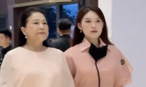 Mặc sai dress code, tiểu thư 7.000 tỷ của showbiz Việt gây tranh cãi tại đám cưới Cindy Lư - Đạt G