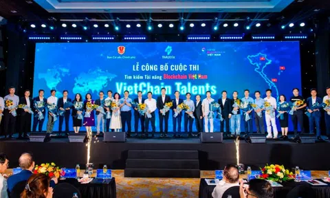 Trước khi đúc tượng cha đẻ Bitcoin, công ty của con trai tỷ phú Hồ Hùng Anh treo thưởng kỷ lục 3,5 tỷ đồng để 'săn' tài năng Blockchain