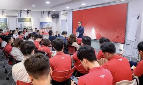 "Hãy thôi làm nghề môi giới BĐS theo kiểu tạm bợ, chộp giật hay sống bằng may rủi thị trường"