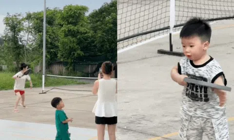 Chu Thanh Huyền đá tung dép để chơi pickleball cực sung cùng Quang Hải, cậu quý tử Lido ôm vợt chạy quanh gây bão MXH!