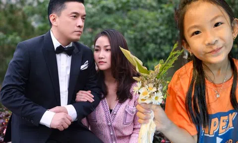 Mẹ ở cữ chăm sóc em bé, con gái đầu lòng của vợ chồng Lam Trường - Yến Phương làm 1 việc khiến ai cũng xúc động