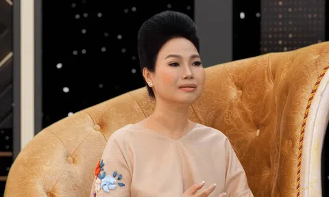 Nữ ca sĩ bị đồn tai biến qua đời: "Tôi cầm 5 triệu về nhà mà run rẩy"
