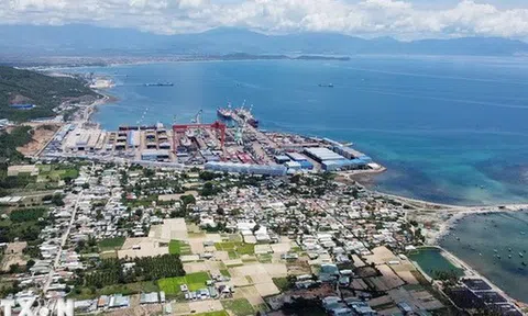 Thành lập Ban Quản lý Khu kinh tế và Khu công nghiệp tỉnh Khánh Hòa