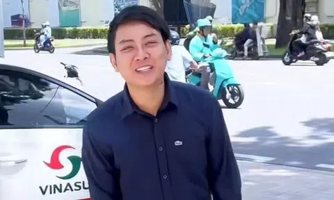 Lộ clip Hoài Lâm bị bắt gặp giữa đường, diện mạo hiện tại gây bất ngờ