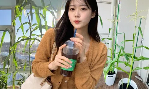 Cô gái gây sốt vì trồng ngô trên ban công: Góc sống xanh khiến ai cũng bật cười và muốn bắt chước