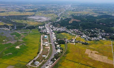 Người dân Quảng Ngãi đón tin vui: Sắp có thêm khu công nghiệp - đô thị - dịch vụ gần 1.500ha nằm tại KKT lâu đời bậc nhất Việt Nam