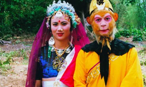 'Tôn Ngộ Không' Lục Tiểu Linh Đồng và mối tình cấm đoán với thư ký phim trường