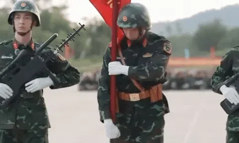 Thoại đúng 7 chữ, Thượng Úy Lê Hoàng Hiệp được khen vì hành động chuyên nghiệp