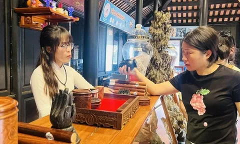 Khách Việt kể chuyện đi du lịch Trung Quốc, nhận xét: "Rất muốn mua 1 thứ về nhưng không thể"