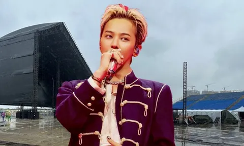 Còn 1 tuần đến concert G-Dragon ở Hà Nội: Sân khấu sắp thành hình, âm thanh ánh sáng được lắp đặt hoành tráng!