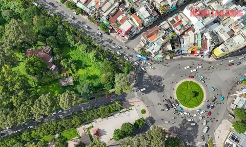 Chủ tịch TP HCM chỉ đạo bàn giao "đất vàng" số 1 Lý Thái Tổ cho Sun Group xây dựng công viên và đài tưởng niệm