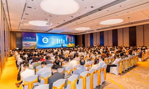 Chen nhau mua cổ phiếu nông nghiệp của tỷ phú Trần Đình Long: Lượng đăng ký mua vượt 19% quy mô chào bán với giá 41.900 đồng/cp