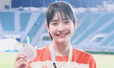 Gặp hotgirl Việt Nam 19 tuổi hot rần rần trên báo Thái Lan, thẹn thùng khi được gọi là "nàng tiên điền kinh"