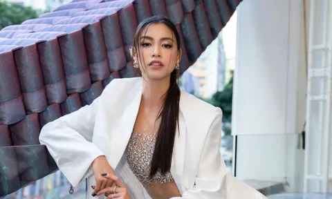 Hoa hậu xấu nhất lịch sử showbiz lột xác gây choáng: Body “bỏng mắt” đến từng centimet ở tuổi 31, tiền tiêu không phải nghĩ