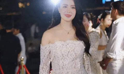 Mỹ nhân được cả showbiz nâng niu như báu vật, 42 tuổi vẫn là "bức họa" thời trang triệu người mê