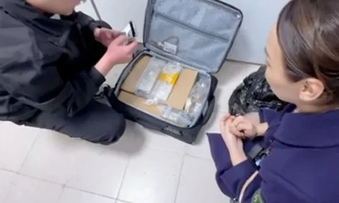 Hành khách để quên 12kg vàng trên tàu cao tốc và cái kết