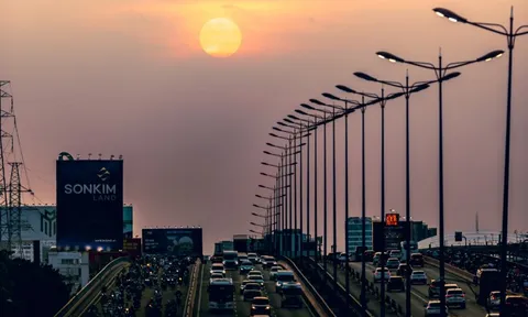 Cảnh tượng đẹp choáng ngợp chiều mùng 7 ở TP.HCM