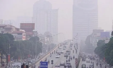 Chất lượng không khí Hà Nội có dấu hiệu “dễ thở” hơn, nhưng nhiều khu vực vẫn ở mức kém