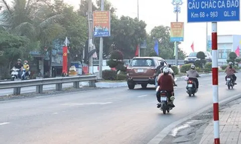 Những cây cầu mang tên độc lạ ở miền Tây, có cái khiến người nghe 'đỏ mặt'