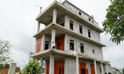 Người đàn ông mù bán tăm bông dạo, xây nhà tiền tỷ ở Nghệ An gây xôn xao