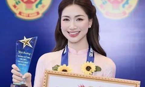 Hoà Minzy công bố tin vui, còn gọi tên Đại uý Thăng Văn Cương để nói 1 câu