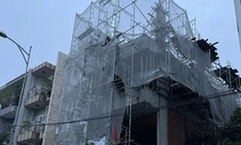 Người xây nhà “choáng váng” vì giá vật liệu tăng từng tuần