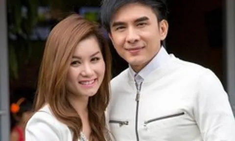 Vợ cũ Đan Trường chưa gỡ bỏ 3 chữ trên Facebook, gây chú ý