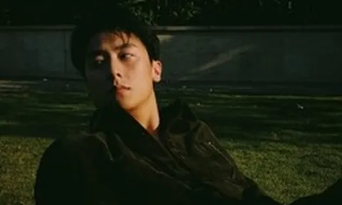 Showbiz Việt có mỹ nam đẹp hơn hoa nhưng mất tích bí ẩn, cả sự nghiệp chỉ đúng 1 bản hit vẫn nổi tiếng