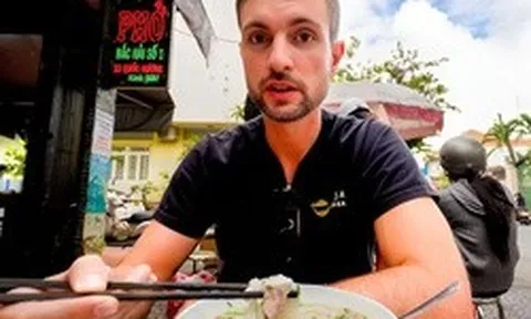 Trổ tài dùng tiếng Việt cho "chuẩn bản địa", anh Tây nói gõ nhầm 1 dấu câu và cái kết khiến ai cũng ngượng thay