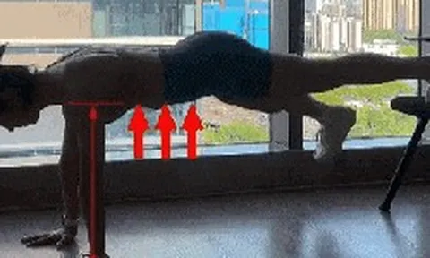 Không cần nhịn ăn: Tập 100 lần động tác này giúp bụng dưới gọn dần