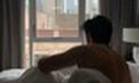 Nam giới "tự xử" quá nhiều có làm teo "cậu nhỏ" không? Bác sĩ nói thẳng: 4 điều này còn hại hơn gấp bội!