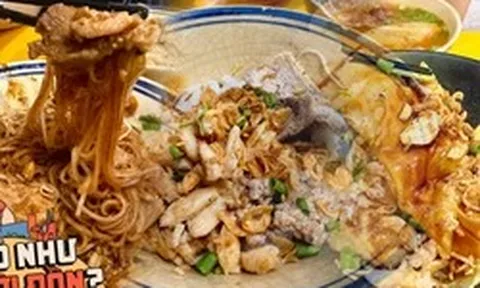 Thử bánh canh cua trộn khô tại Phú Nhuận: Không chan nước nhưng vẫn hút khách nhờ phần sốt cua đặc biệt