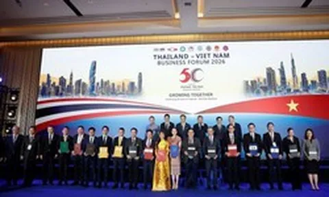 Tổng Bí thư, Chủ tịch nước Tô Lâm chứng kiến FPT ký 6 hợp tác với các tập đoàn lớn tại Thái Lan và Singapore