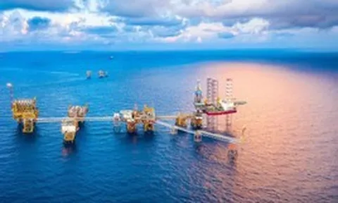 Siêu dự án dầu khí 5 tỷ USD của Việt Nam sắp khởi động, một doanh nghiệp có thể thu đến 220 nghìn tỷ trong 5 năm tới